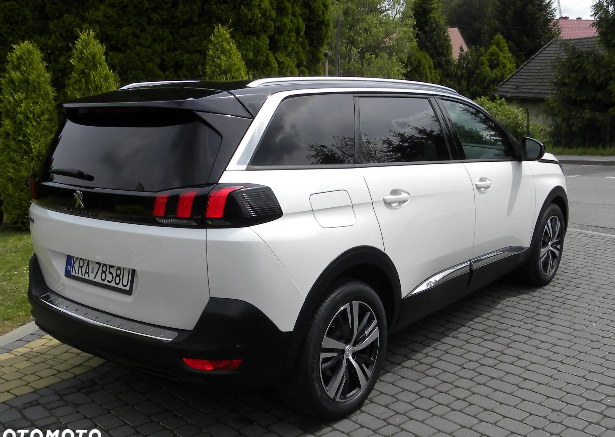 Peugeot 5008 cena 93000 przebieg: 46073, rok produkcji 2018 z Wieliczka małe 562